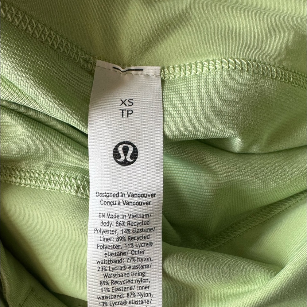 LULULEMON Speed Up HR Shorts 4” *Mesh Vent. NWT. Size XS. - Picture 4 of 4